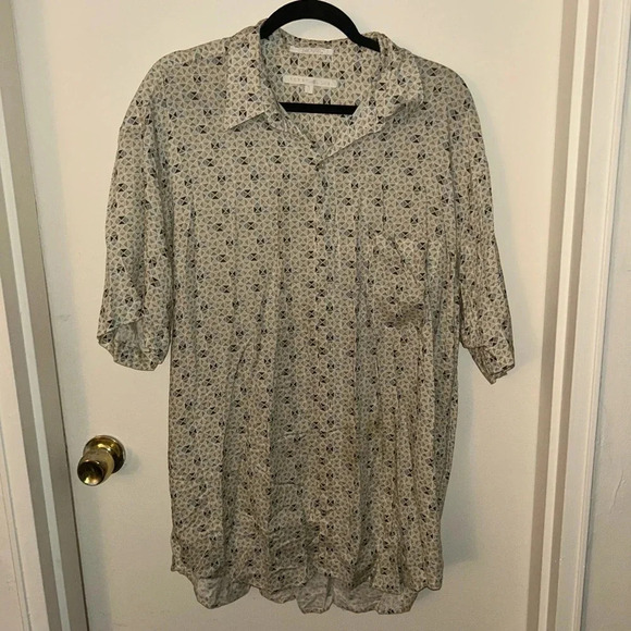 😍Perry Ellis 100% rayon short sleeve button down size large - Picture 1 of 10